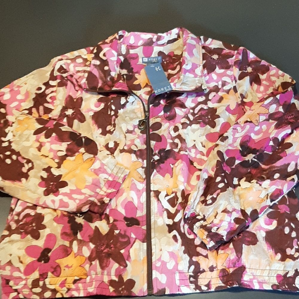 Koret Petite Island Escape Lightweight Jacket